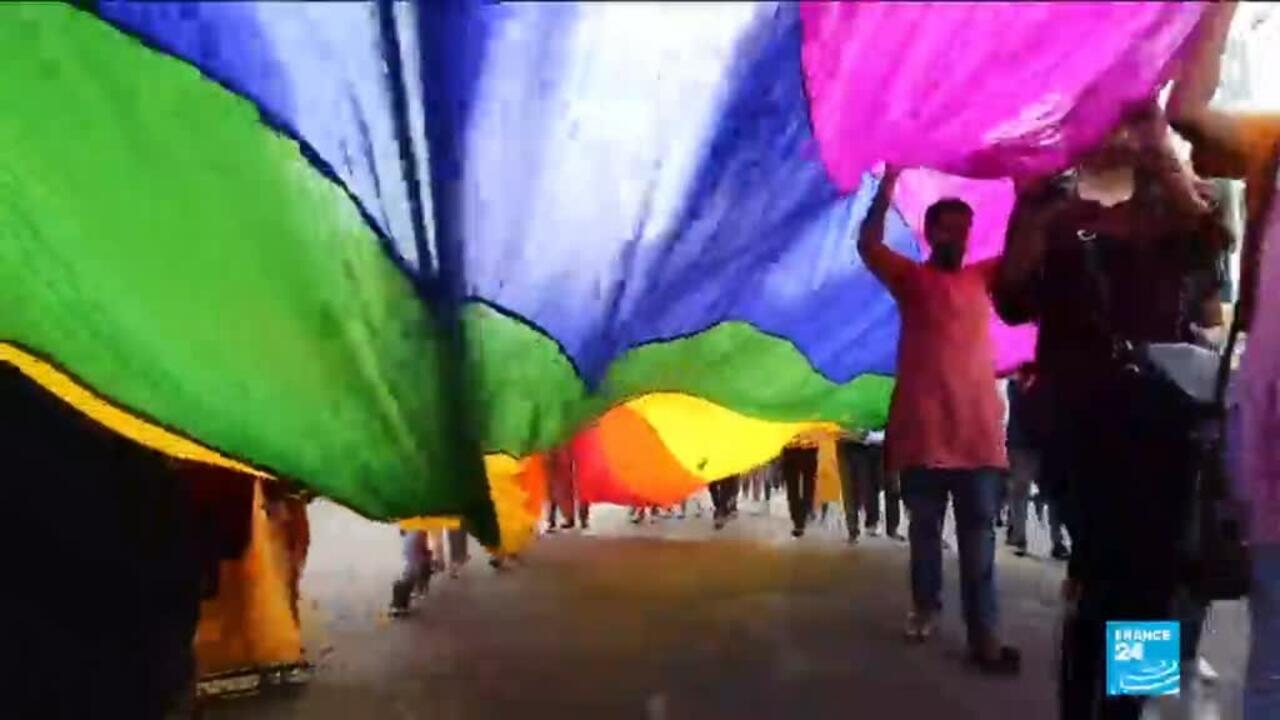 India Throws Out Ban On Gay Sex Sparking Celebrations France
