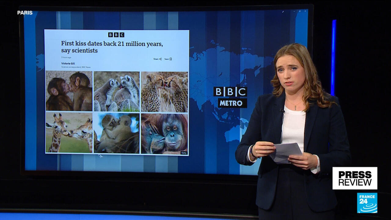 World’s first kiss traced back 21 million years