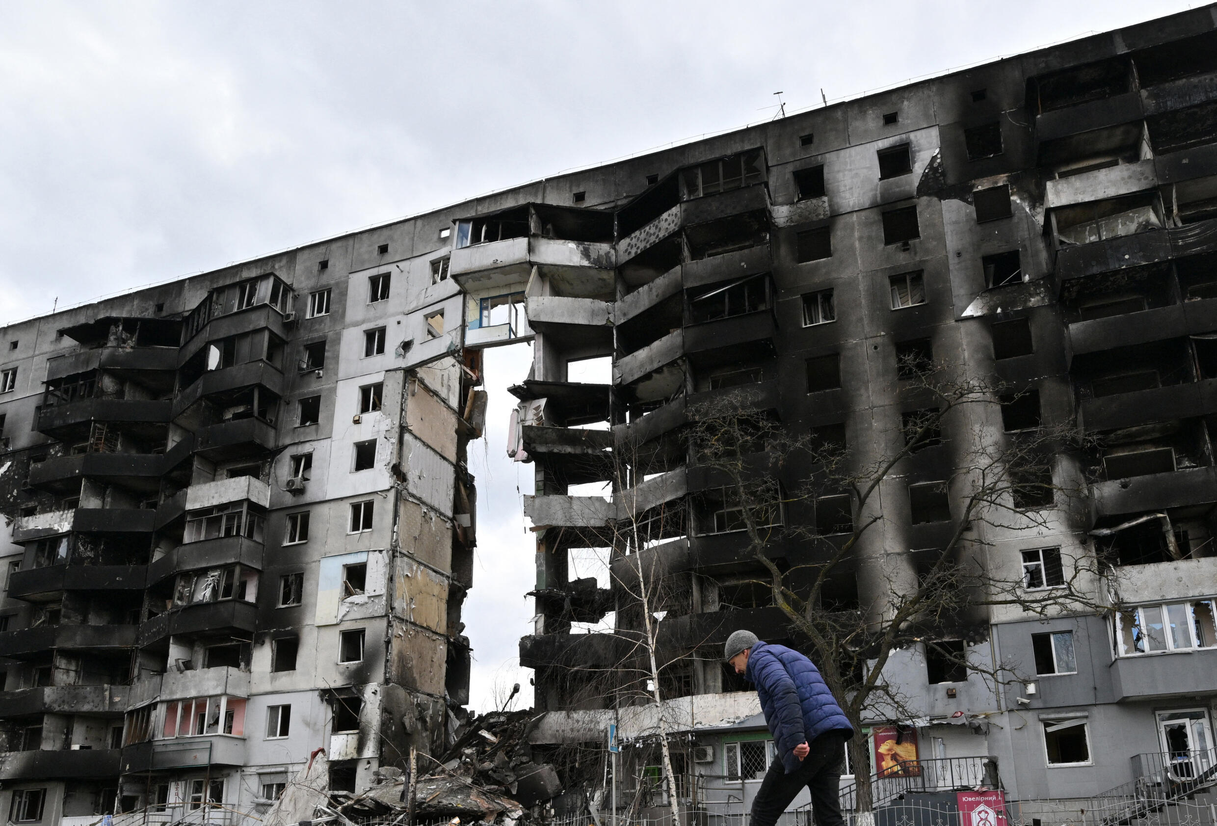 Archivo: un edificio destruido por una explosión en la ciudad de Borodianka, cerca de Kiev, el 4 de abril de 2022.
