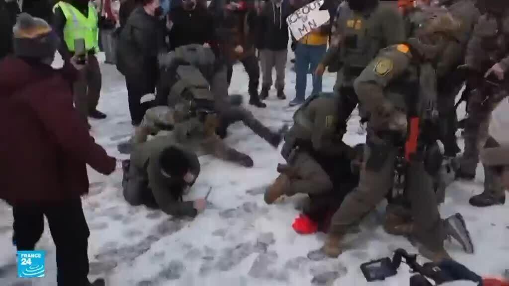 توتر في منيابوليس الأمريكية بعد توقيف طفل في الخامسة مع والده من قبل شرطة الهجرة