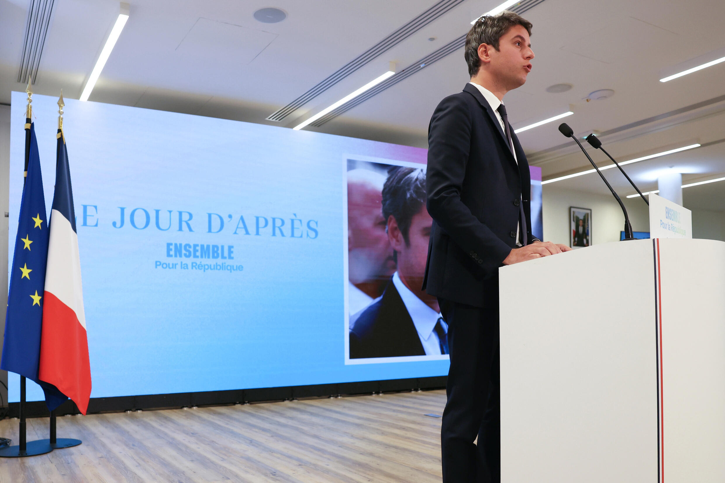 Le Premier ministre Gabriel Attal lors d'une conférence de presse intitulée "le jour d'après", présentant les mesures phares du programme d'Ensemble pour la République pour les législatives, le 20 juin 2024 à Paris