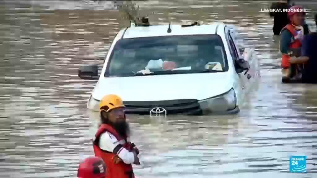 Inondations en Indonésie, Thaïlande et au Sri Lanka : le bilan dépasse les 800 morts