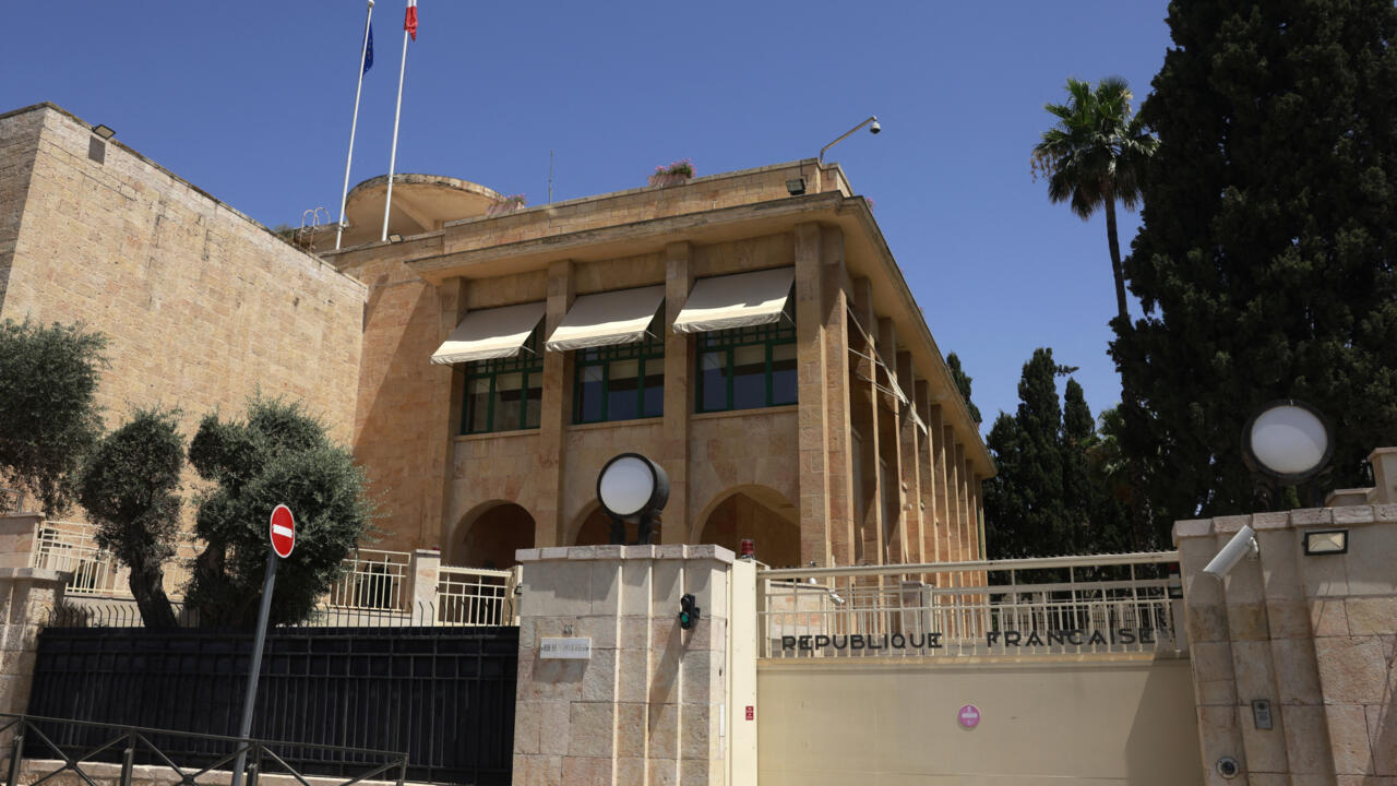 Reconnaissance de la Palestine : confusion et erreurs autour des consulats britannique et français
