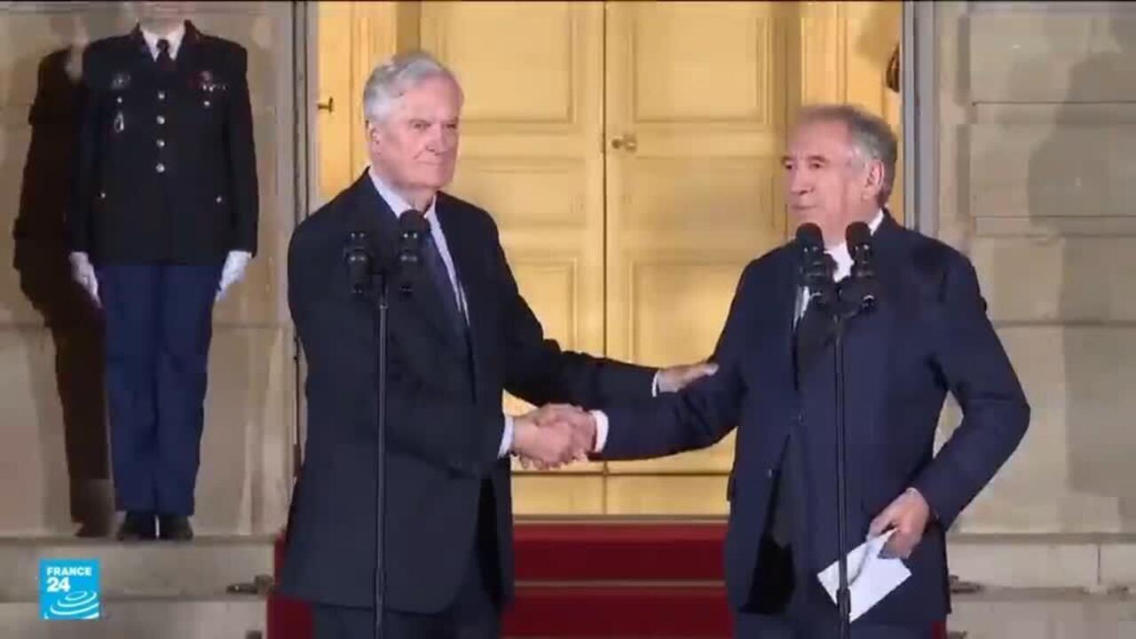 صعوبات وتحديات رافقت بايرو منذ وصوله لرئاسة الحكومة في فرنسا