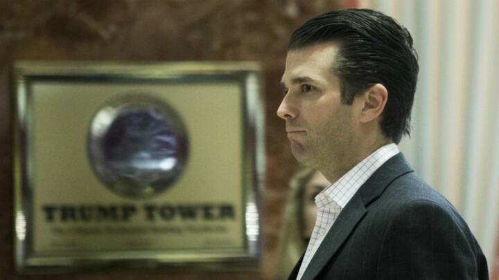 Trump Jr 'met Russian lawyer after promise of damaging info on Clinton'