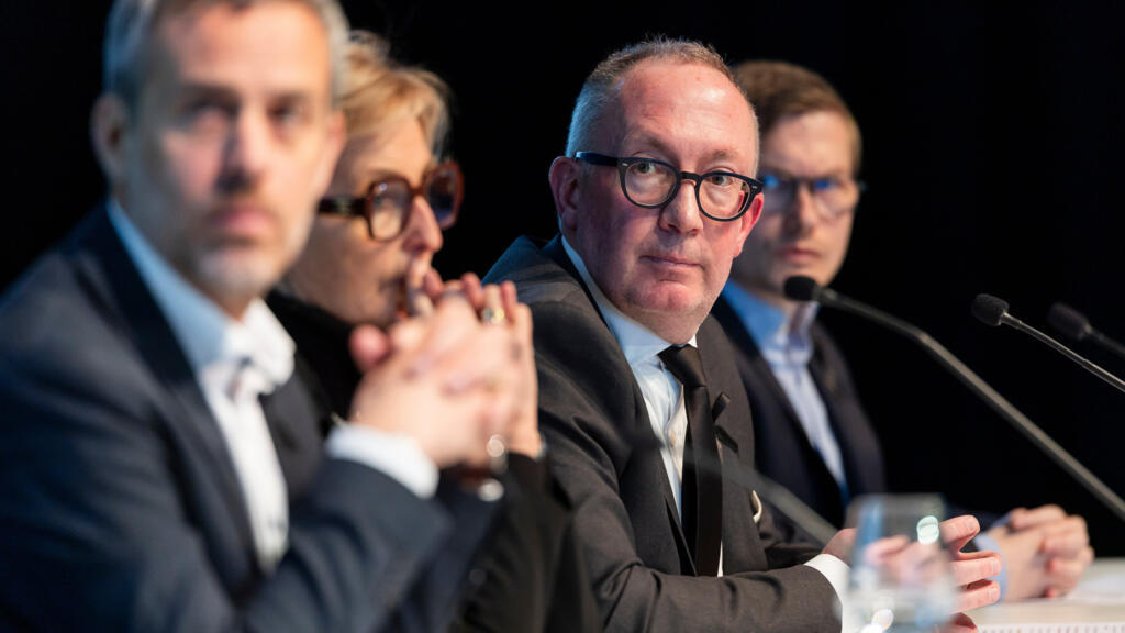 Incendie de Crans-Montana : la commune avoue ne pas avoir contrôlé le bar depuis 2019