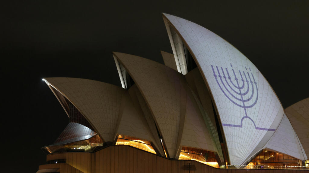 Fusillade à Sydney : l’Australie sommée de se justifier sur sa lutte contre l’antisémitisme
