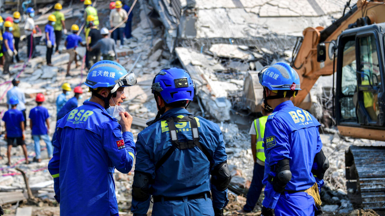 Myanmar declara una semana de luto nacional tras superar las 2.000 muertes  por el terremoto