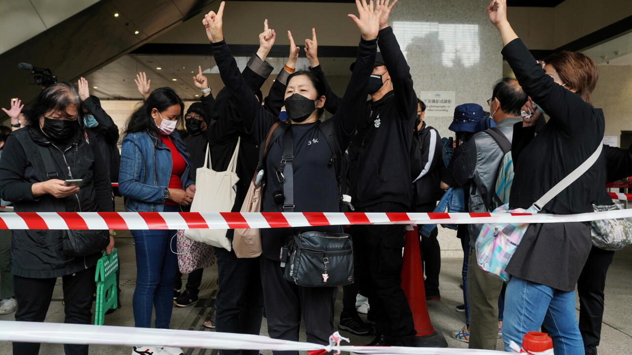 Crowds gather outside Hong Kong court for pro-democracy activists' hearing