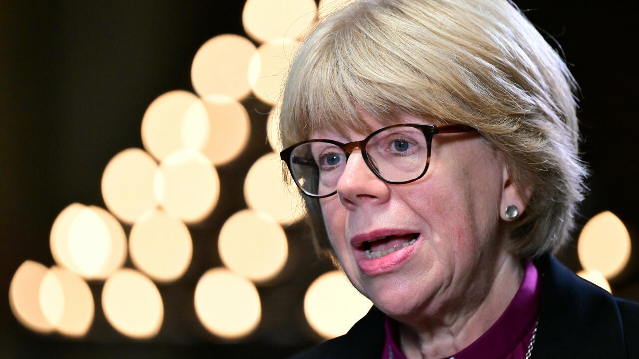 Sarah Mullally, première femme nommée cheffe de l'Église anglicane d'Angleterre