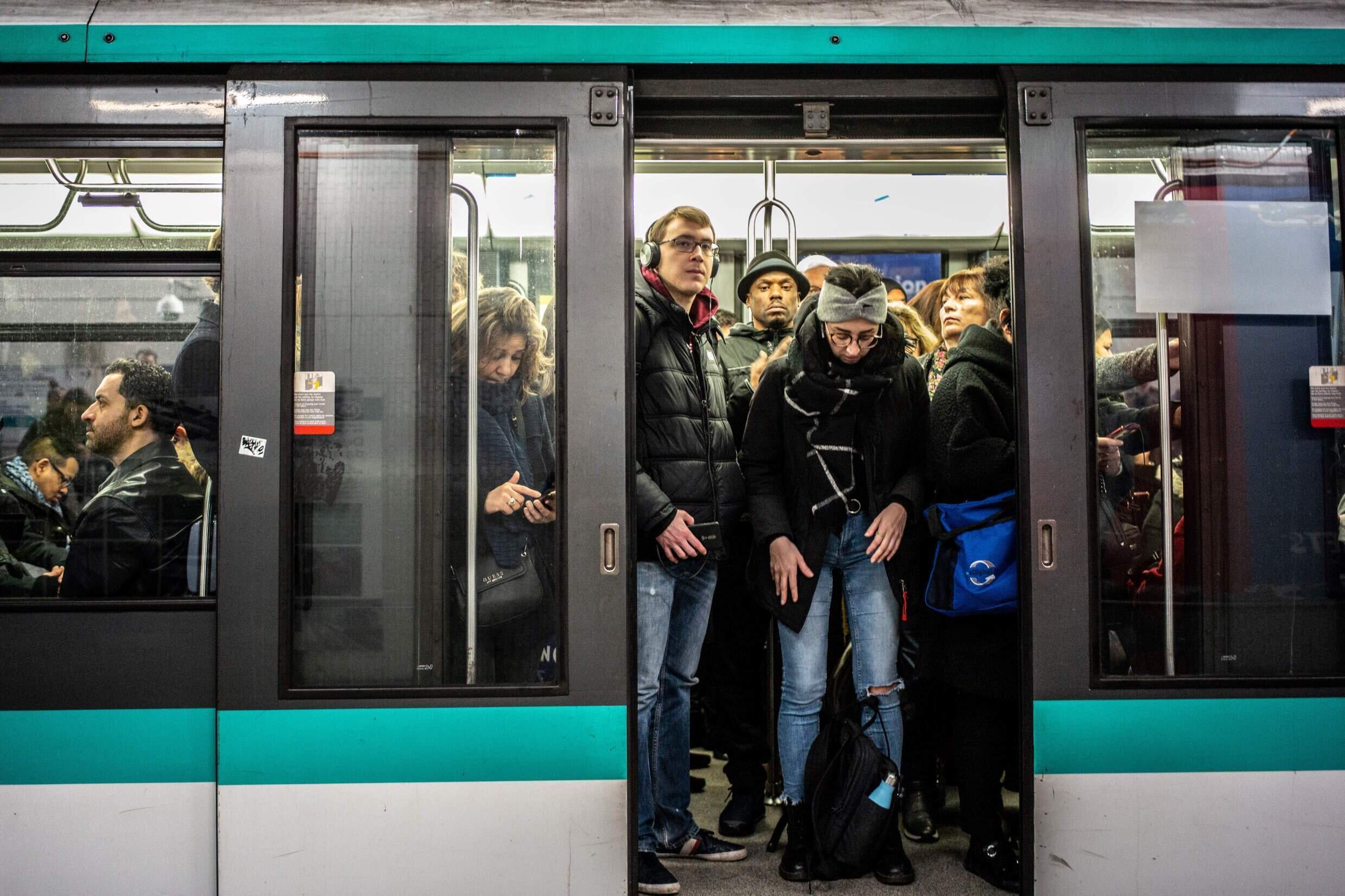 Le métro à Paris, le 10 janvier 2020.