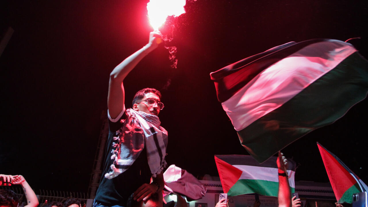 أسطول المساعدات المتجه غلى غزة يؤكد أنه أستهدف "بهجوم بمسبّرة" قبالة سواحل تونس