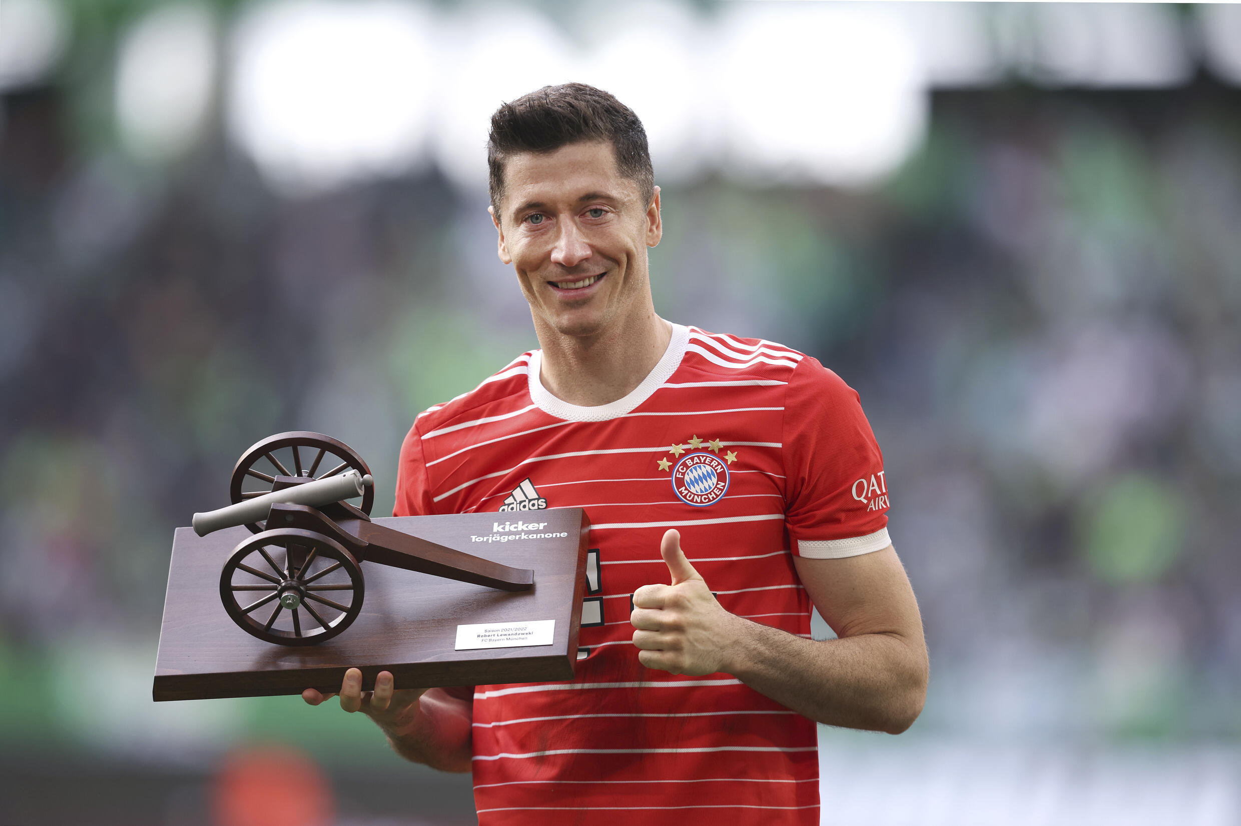 Robert Lewandowski, der in Wolfsburg für Bayern München traf, gewann am 14. Mai 2022 seinen Bundesliga-Schützenpokal.