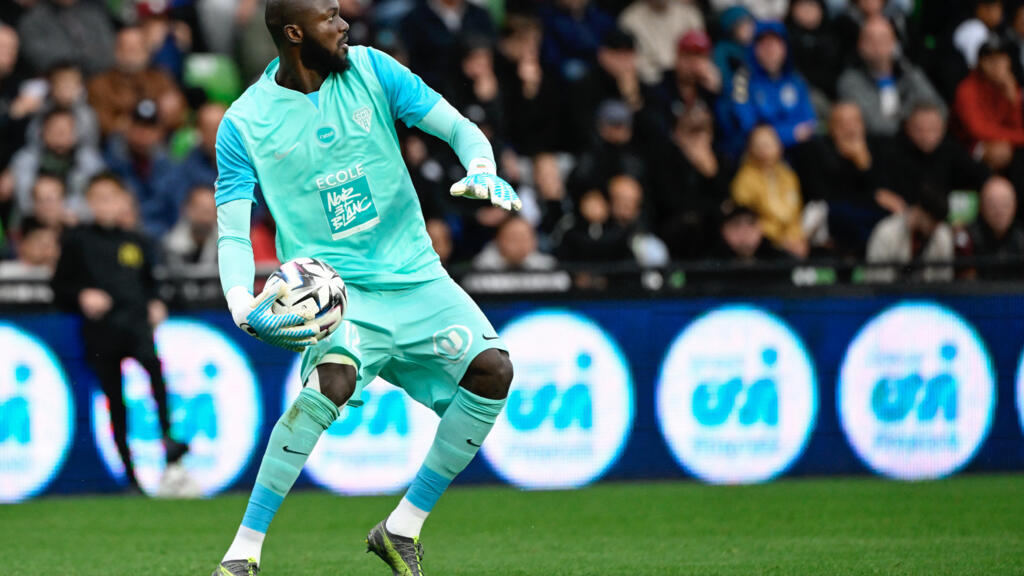 Le gardien burkinabè Hervé Koffi voit enfin la lumière au bout du tunnel à Angers