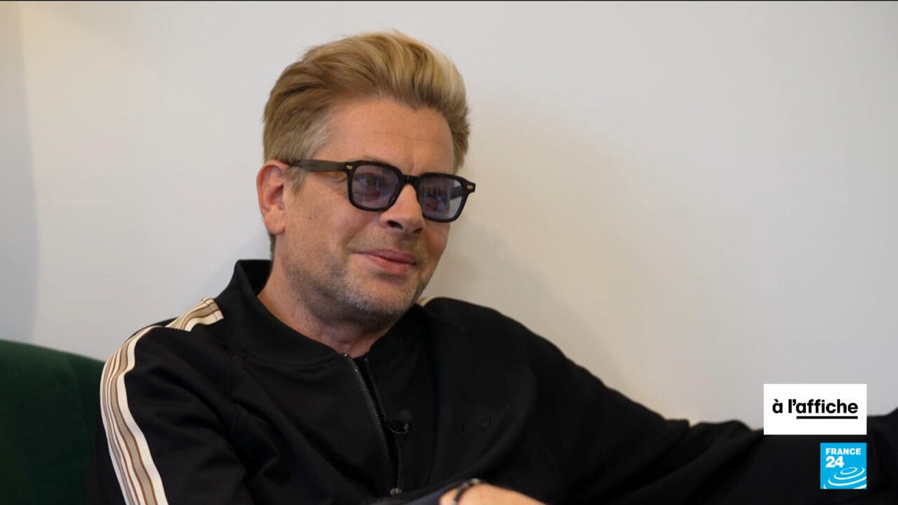 Musique : Benjamin Biolay au sommet de son art avec "Le Disque bleu"