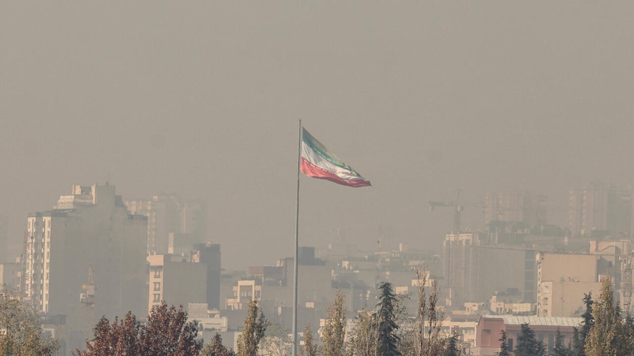 ملاحقات في إيران إثر مشاركة نساء بلا حجاب في ماراثون