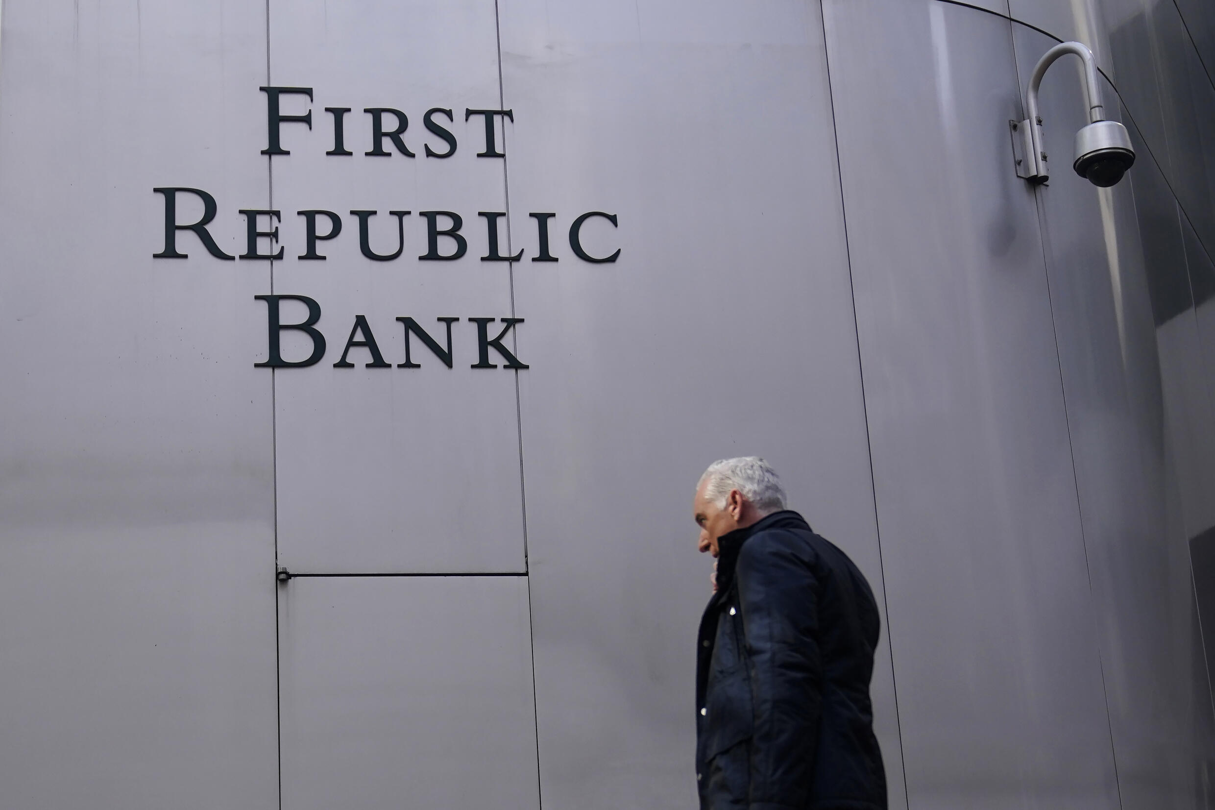 US regulators seize First Republic Bank, to be acquired by Chase