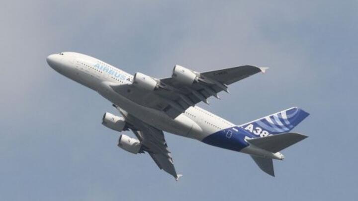 Dubai-based Emirates to order 32 Airbus A380 aircraft