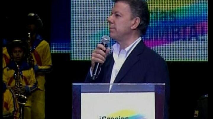 Landslide victory for Juan Manuel Santos