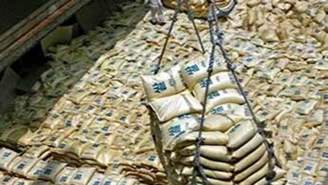 US resumes food aid to North Korea