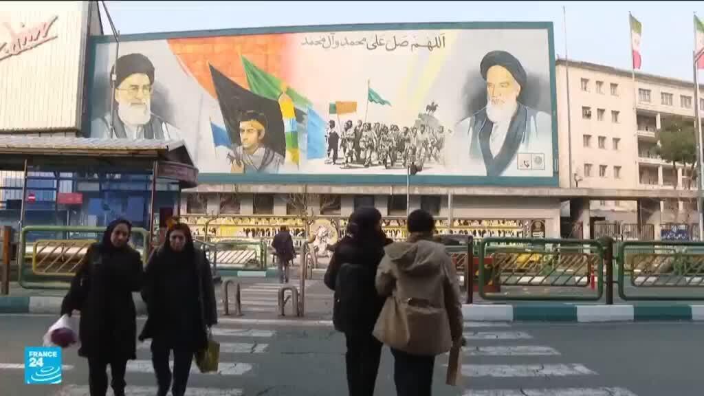 قلق بين الإيرانيين في طهران: بين الأمل بتغيير النظام والخشية من حرب جديدة