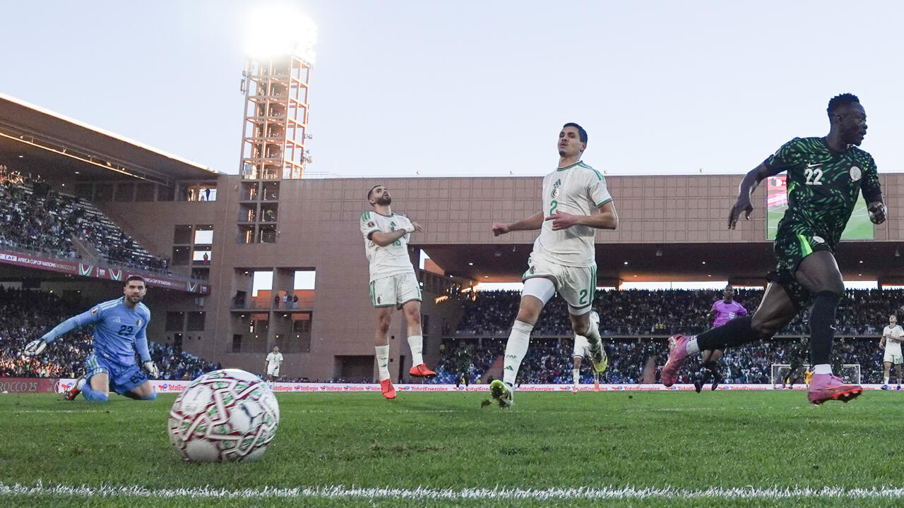 أمم إفريقيا: نيجيريا تنهي المشوار المثالي للجزائر وتضرب موعدا مع المغرب في نصف النهائي
