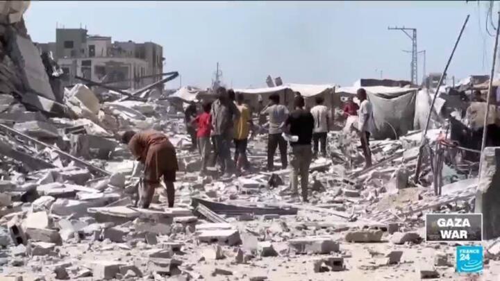  Residents in Gaza and in Israel react to Hamas's response