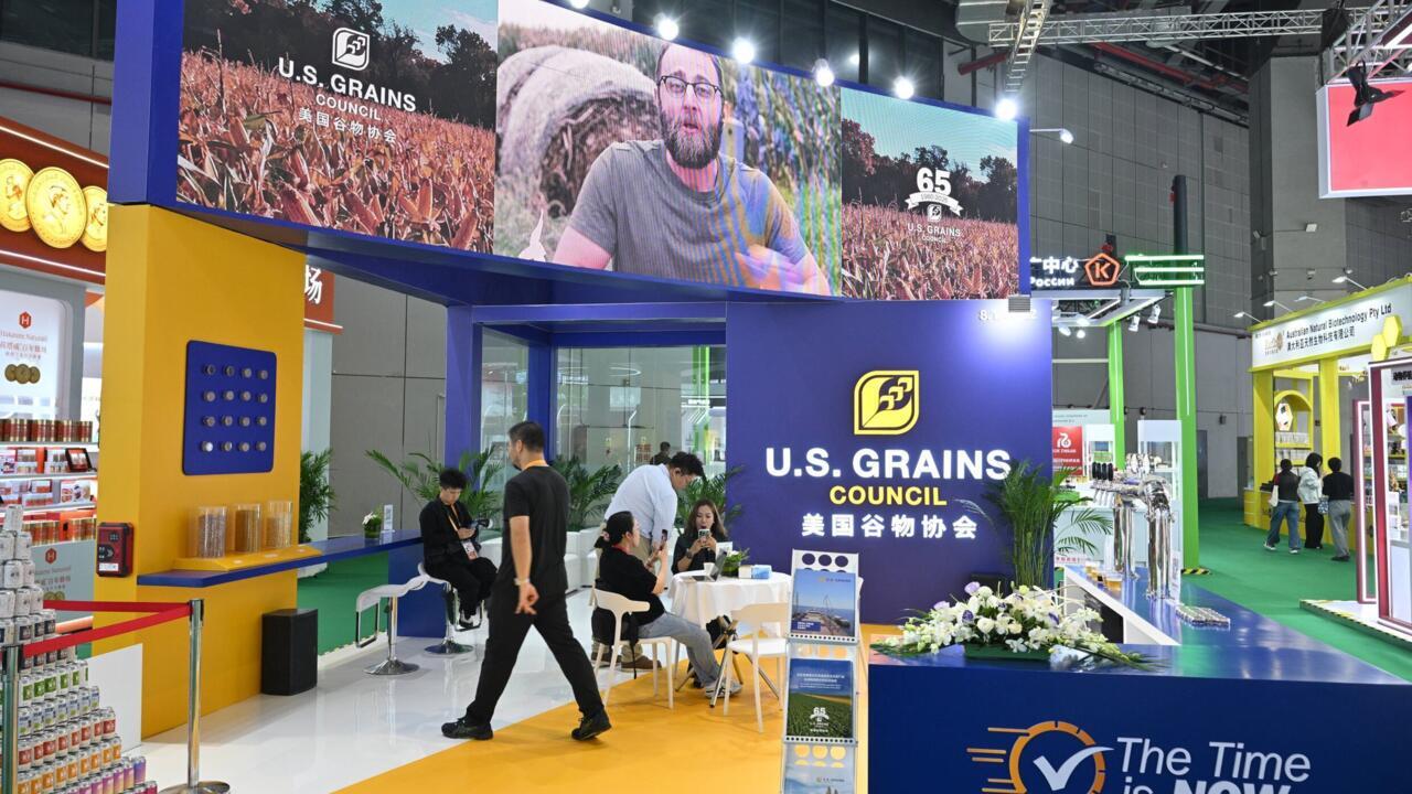 الصين تمدد تعليق الرسوم الجمركية على منتجات أميركية في بادرة تهدئة جديدة