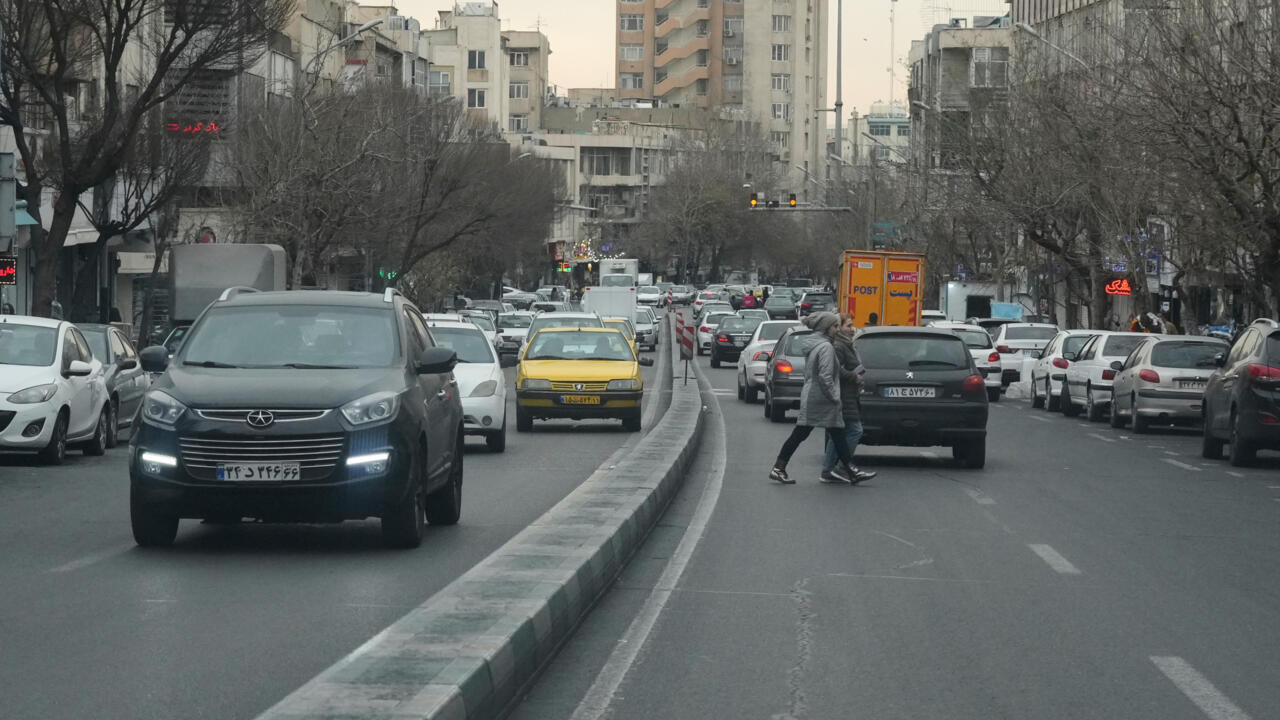 دول عربية تحث ترامب على عدم مهاجمة طهران وواشنطن تفرض عقوبات على مسؤولين إيرانيين