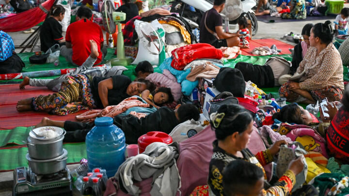 The reignited conflict has displaced around 800,000 people on both sides of the border