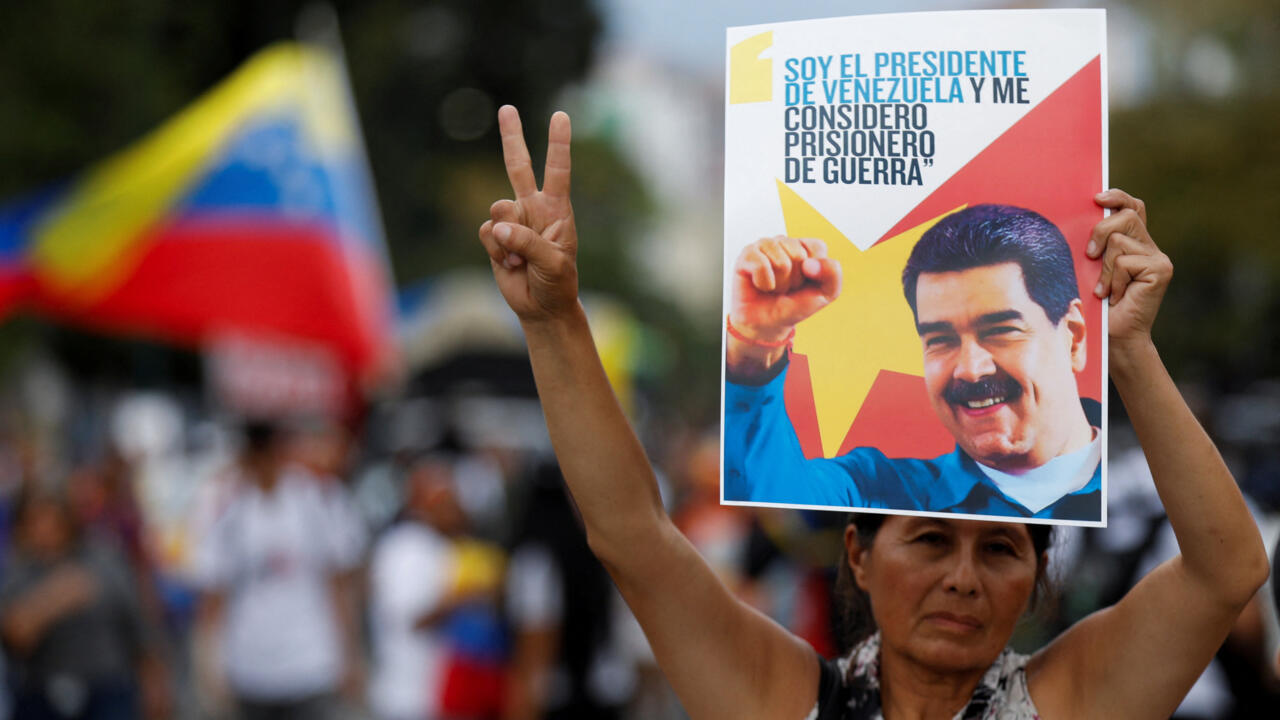 "نحن مقاتلون"... مادورو يؤكد من السجن أنه بخير وواشنطن تحض رعاياها على مغادرة فنزويلا "فورا"