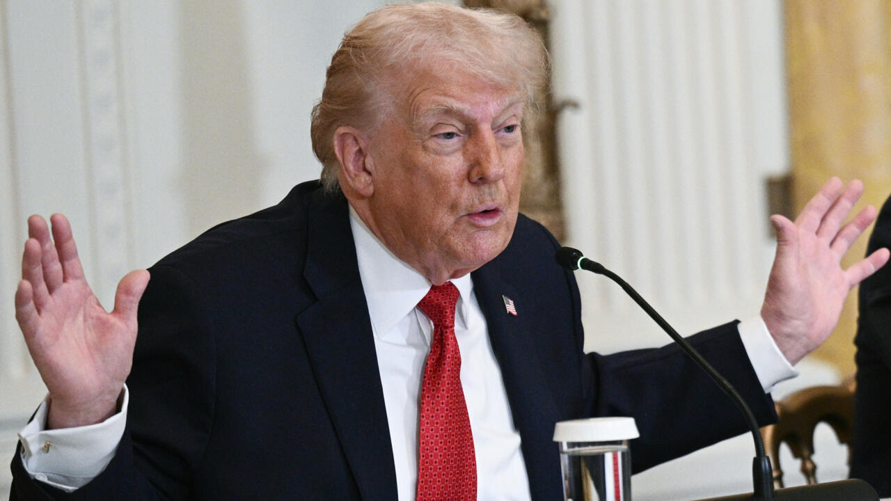 ترامب يهدّد بفرض رسوم جمركية على من لا يؤيد خطته في شأن غرينلاند