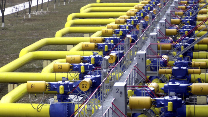 In this, Jan. 3, 2006, file photo, pipes are seen in a gas storage and transit point in Boyarka, just outside Kiev.