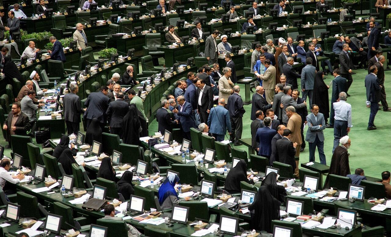 En Irán arrancó la campaña de las elecciones legislativas con más