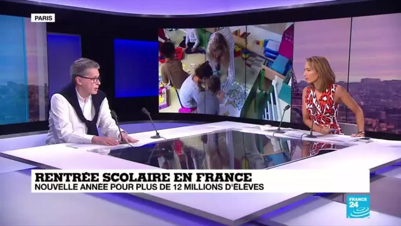 Rentree Scolaire En France Il Faudrait Creer Une Ecole Des Le Lycee Qui Serait Presque Une Pre Universite France 24