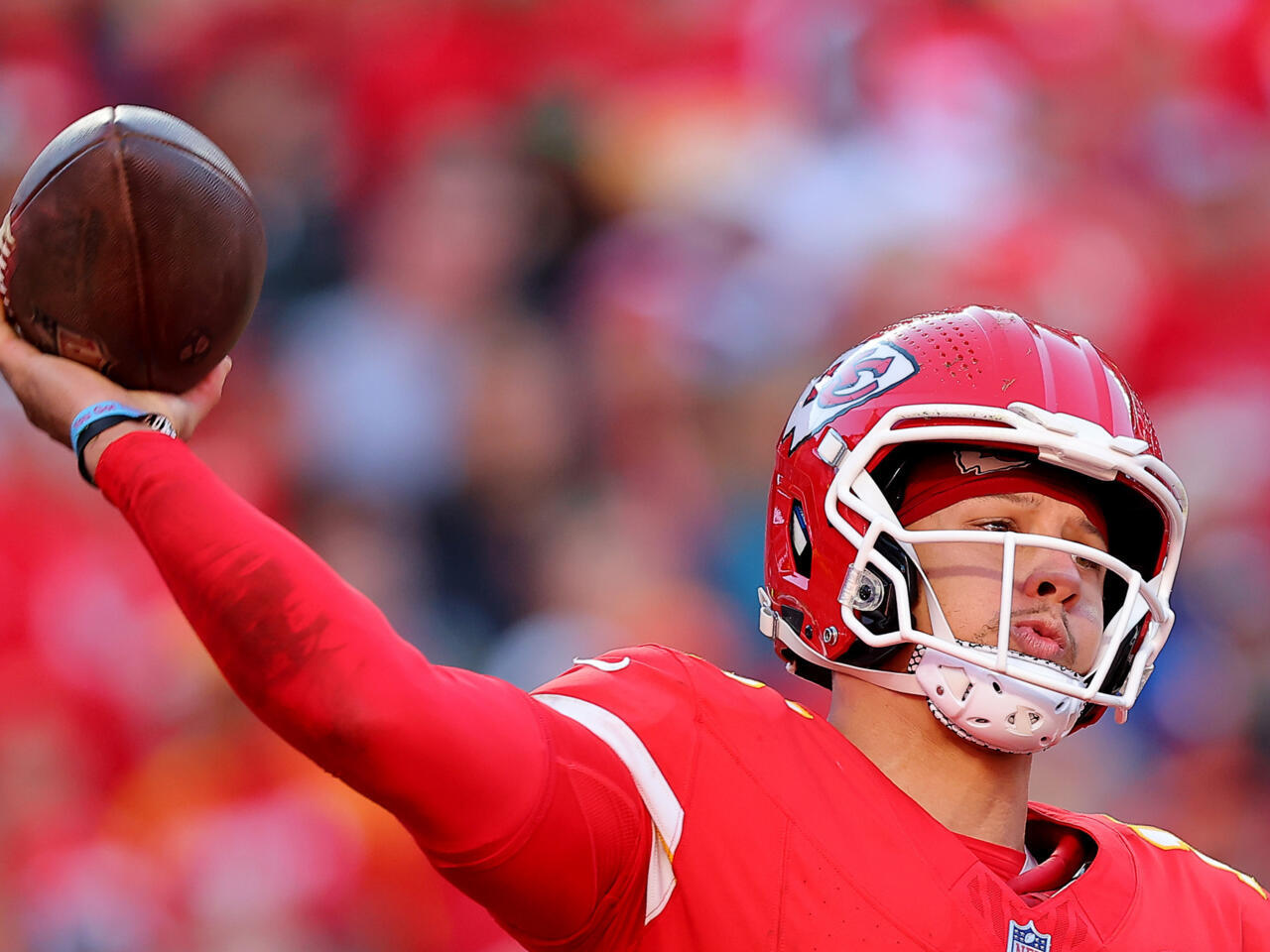 Chiefs và Cowboys chịu áp lực trong trận đấu ngày lễ của Hoa Kỳ