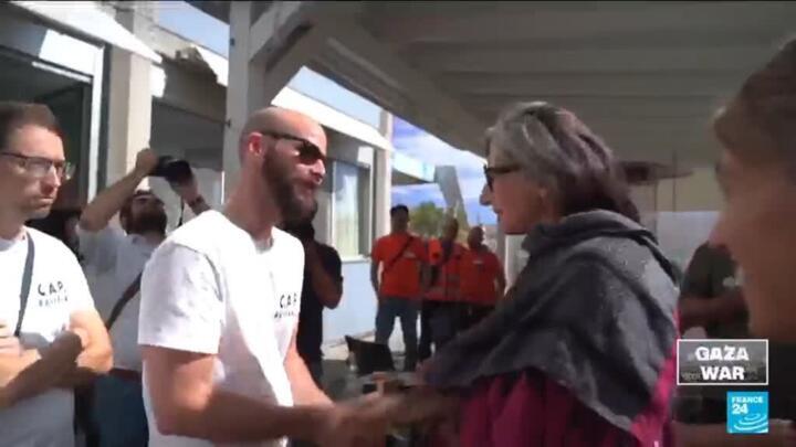 Italian dockworkers threaten blockade against Israel