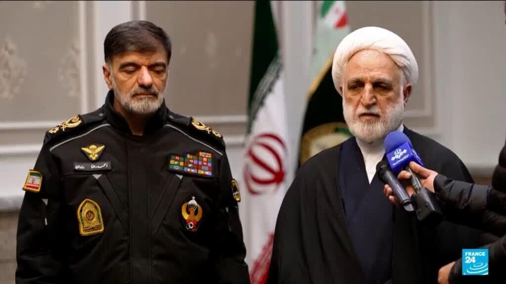 Iran : le président appelle les forces de l'ordre à ne pas s'en prendre aux manifestants