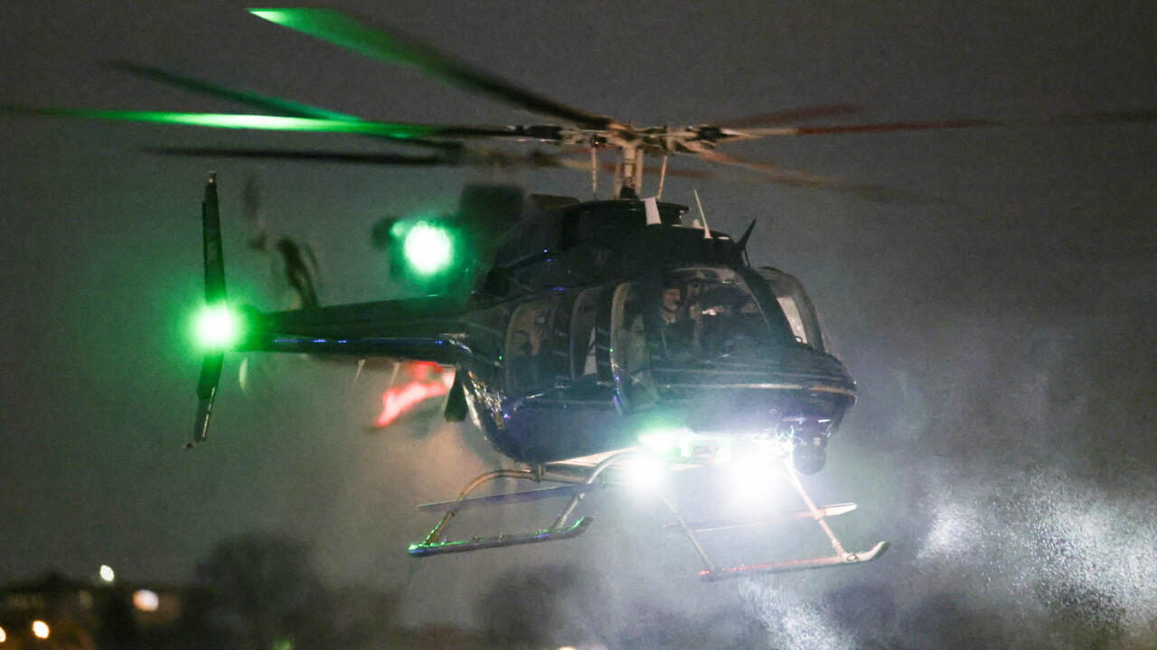 مباشر: المحكمة العليا في فنزويلا تأمر نائبة الرئيس بتولي صلاحيات مادورو مؤقتا