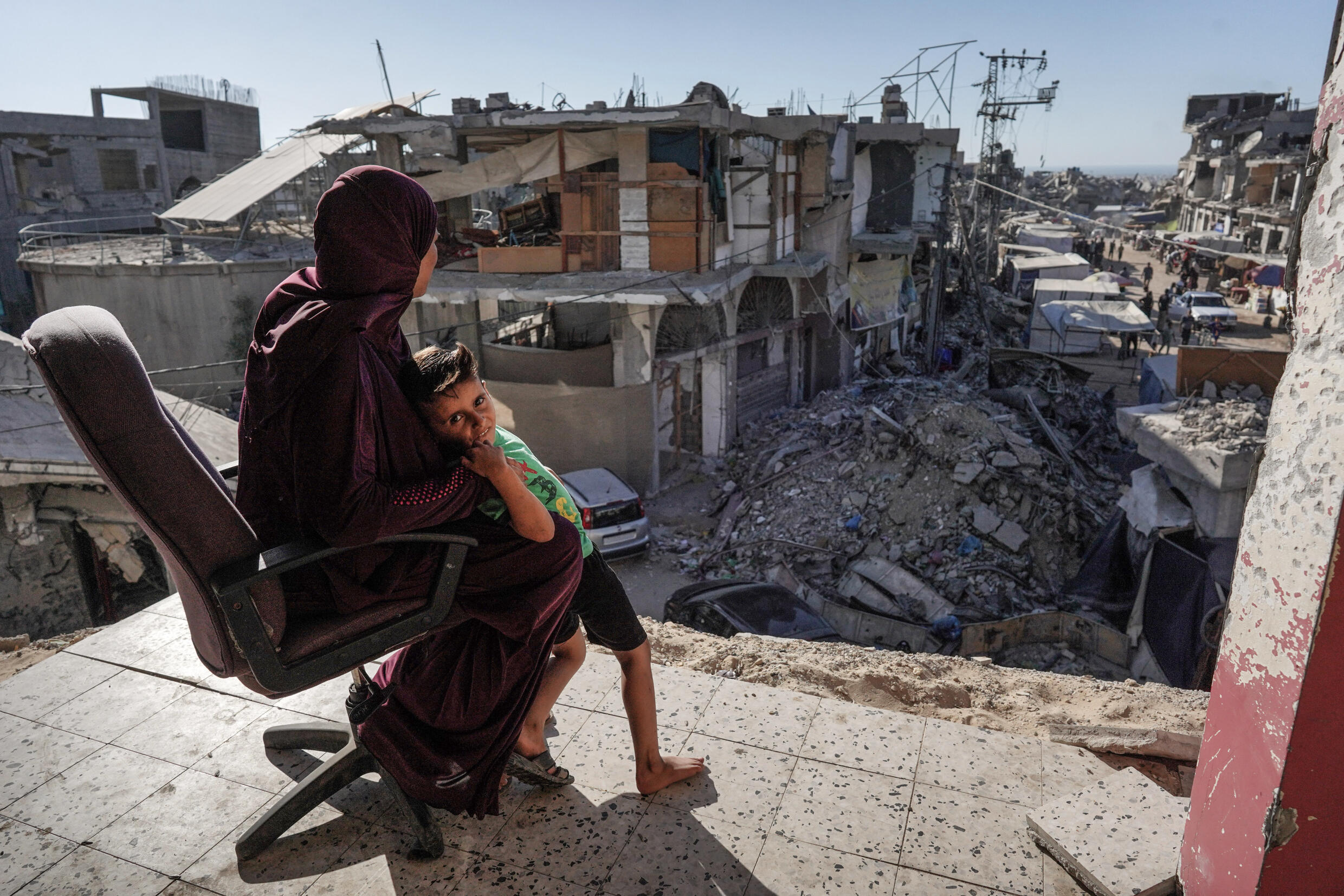 Destructions à Bani Suheila, près de Khan Younès, dans le sud de la bande de Gaza, après un bombardement israélien le 17 juillet 2024