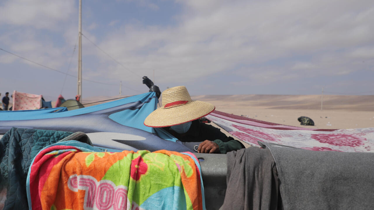 مهاجرون عالقون على الحدود الصحراوية القاسية بين تشيلي والبيرو