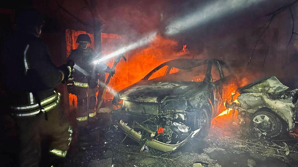 أوكرانيا: قتلى في هجوم روسي بطائرات مسيّرة وزيلينسكي يعلن عن مفاوضات جديدة