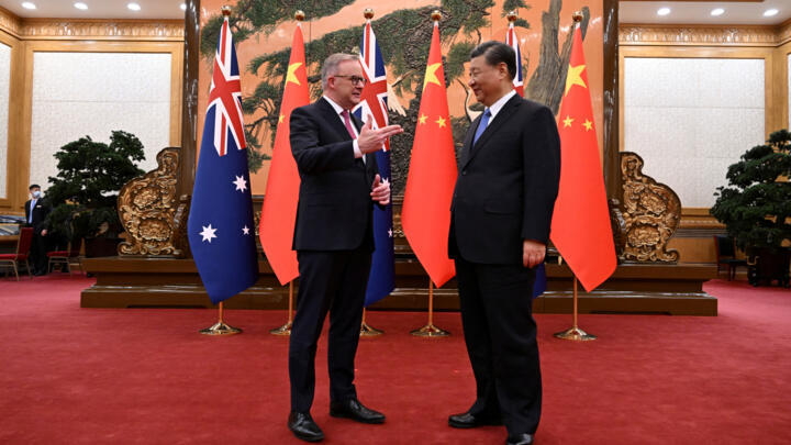 Australia's Prime Minister Anthony Albanese (L) meets with China's President Xi Jinping at the Great Hall of the People in Beijing on November 6, 2023.