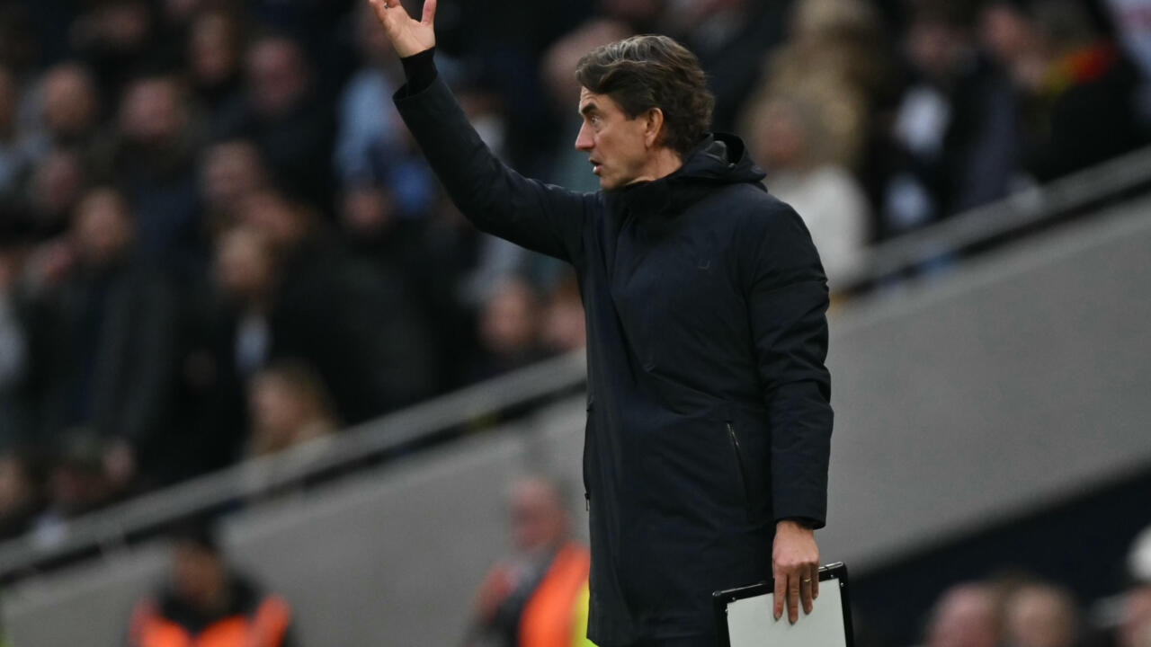 روميرو قائد توتنهام يعترف بـ"لحظة كارثية" مع اقتراب إقالة المدرب فرانك