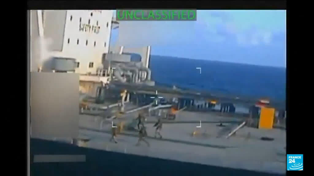 الاستيلاء على ناقلة نفط من فنزويلا لنقلها إلى الولايات المتحدة مع تصاعد التوترات