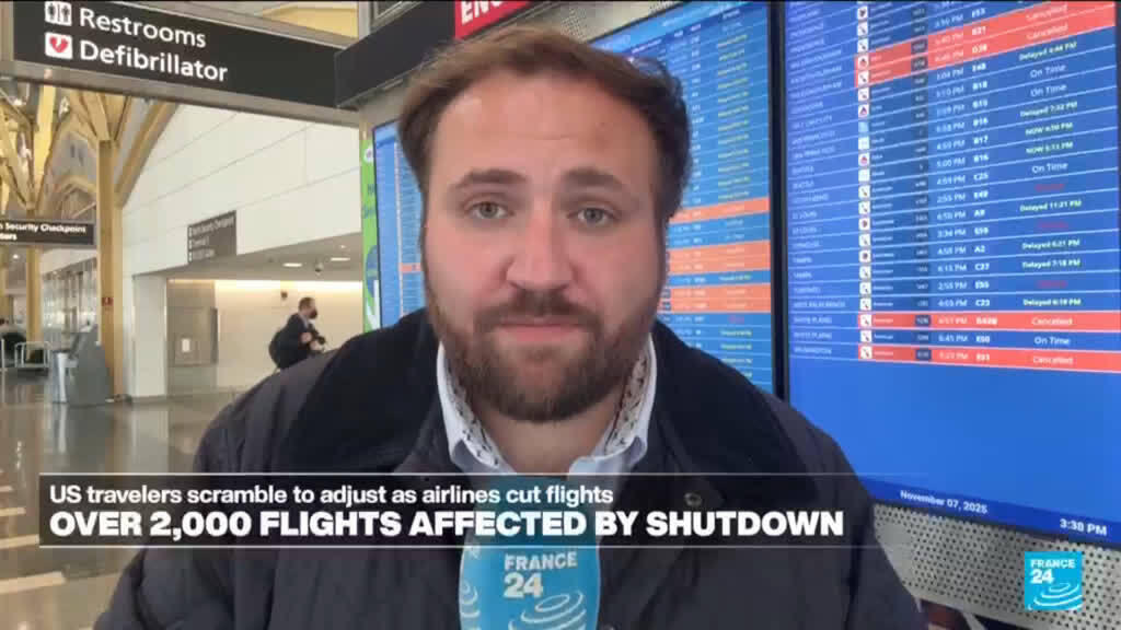 Travelers brace for chaos as US government shutdown threatens holiday flights