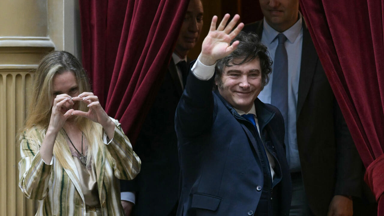 برلمان الأرجنتين يوافق على ميزانية ميلي لأول مرة منذ تسلمه السلطة