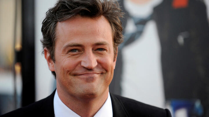 Cast member Matthew Perry attends the premiere of the film "17 Again" in Los Angeles April 14, 2009. 