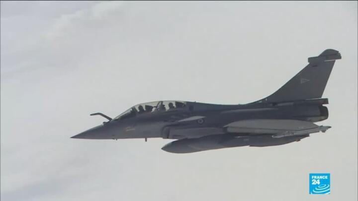 Modi faces calls for resignation over France-India jet deal