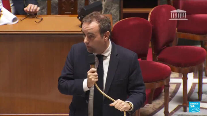 France: Crucial vote for social security budget